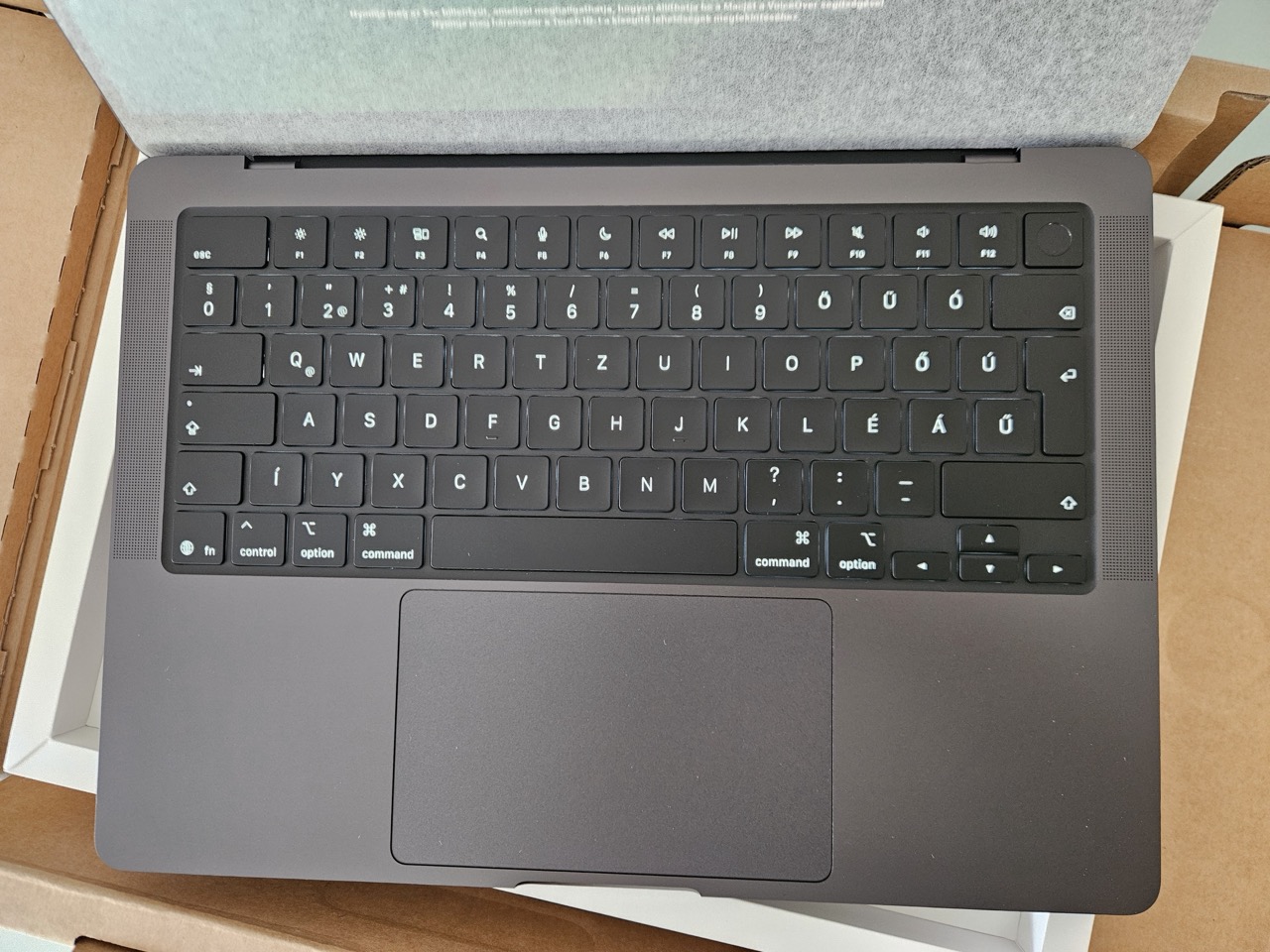 Apple MacBook Pro 14" M5 Pro (24GB/1TB) – Asztrofekete | ÚJ - Image 6