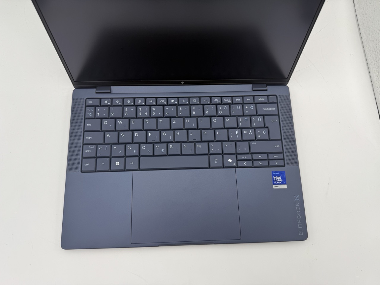 HP EliteBook X G2i 14″ AI – Ultra 7 366H, 32GB, 512GB, SureView | ÚJ - Image 3