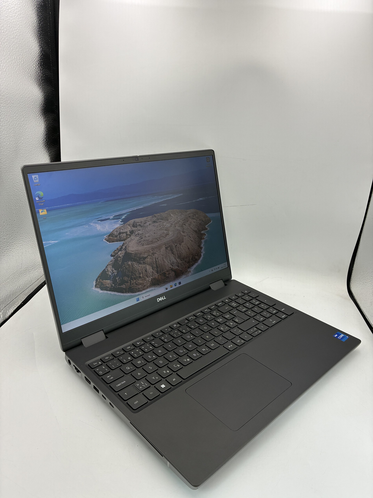Dell Precision 7670 mobil munkaallomas - felujitott