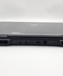 Medion Erazer Beast X40 hátsó portok – HDMI, LAN, Thunderbolt 4