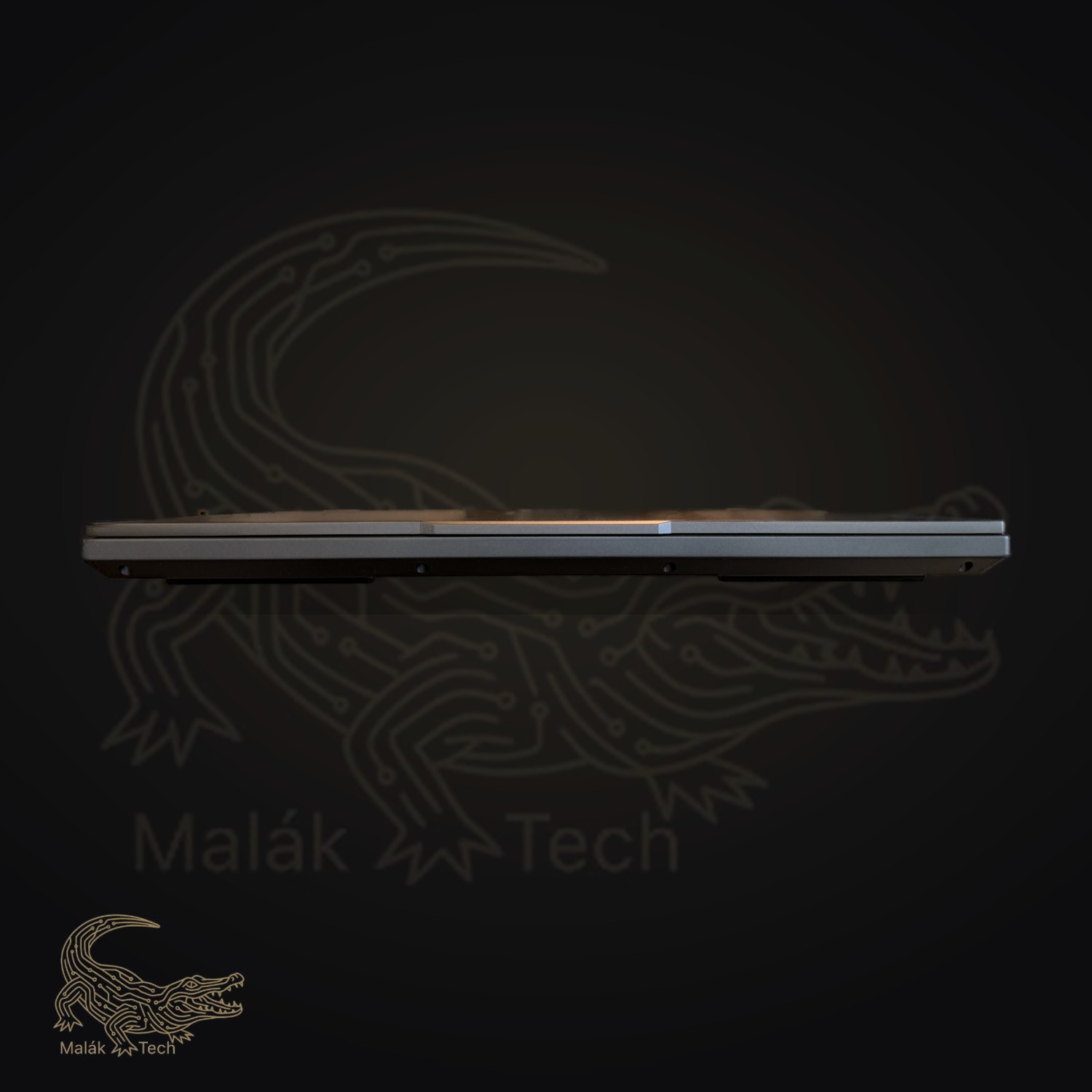 Lenovo Legion Pro 5 16ARX8 RTX 4070 gamer laptop – termékfotó 2