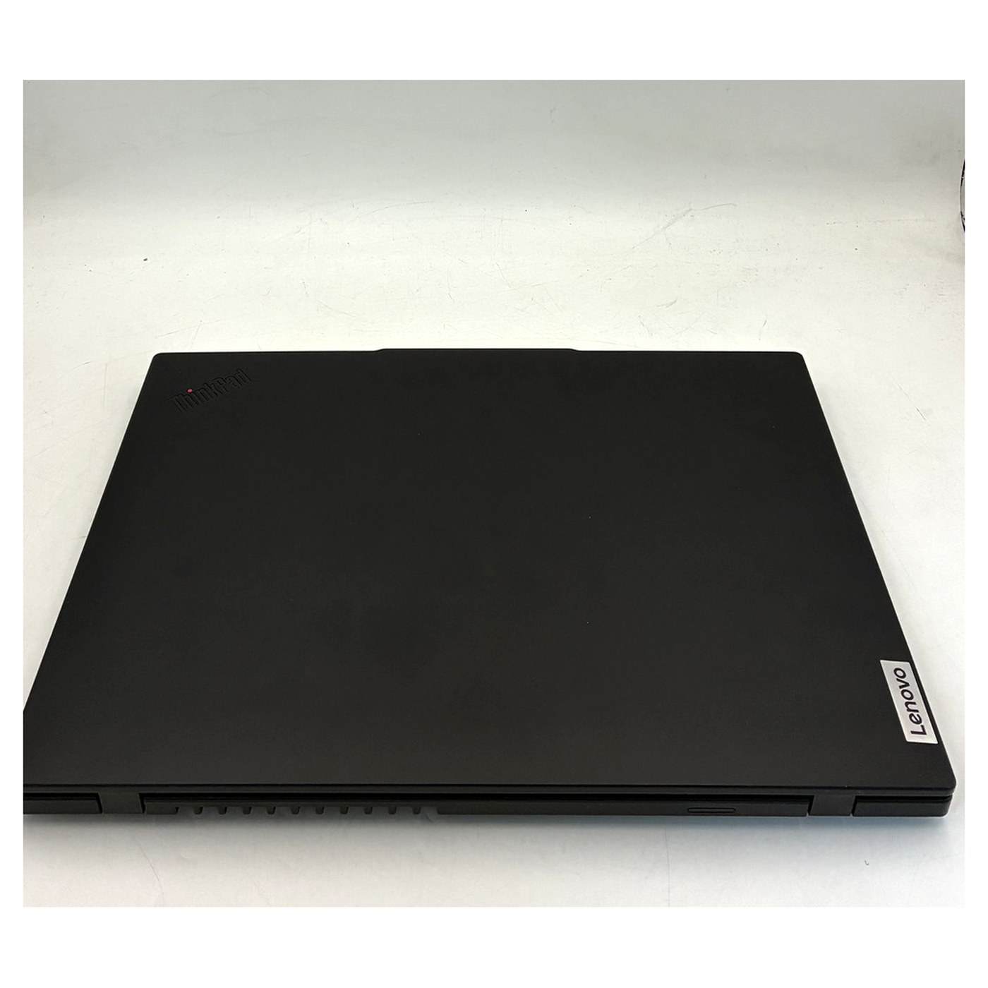 Lenovo ThinkPad L14 Gen 5 üzleti laptop – termékfotó 5