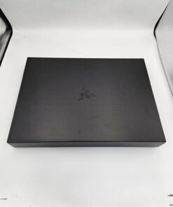 Razer Blade 16 RTX 5090 oldalnézetből – 1,5 cm vékony váz