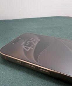 Apple iPhone 16 Pro Max (256GB) – Sivatagi titán | Grade A- - Image 9