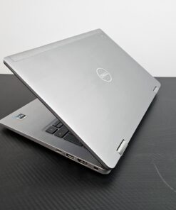 Dell Latitude 7430 2-in-1 hátulnézet nyitott kijelzővel, alumínium fedlap